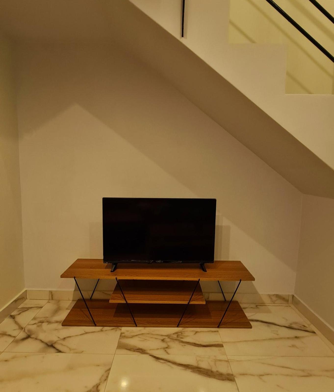 Thesskamara Loft *